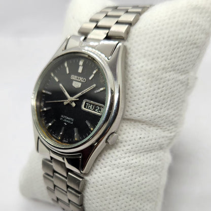 Vintage 1971 Original Seiko 5 Automatic 7019-8970 Black Face 21 Jewels Day-Date Japanese Men's Wrist Watch SA42