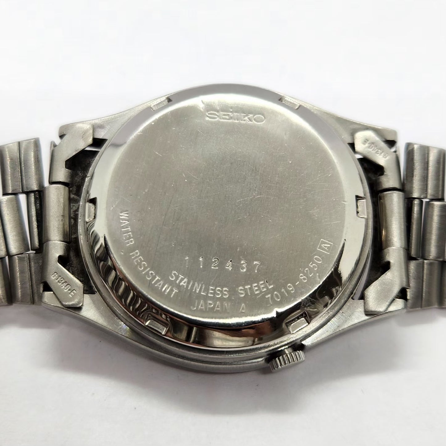 Vintage 1971 Original Seiko 5 Automatic 7019-8970 Black Face 21 Jewels Day-Date Japanese Men's Wrist Watch SA42