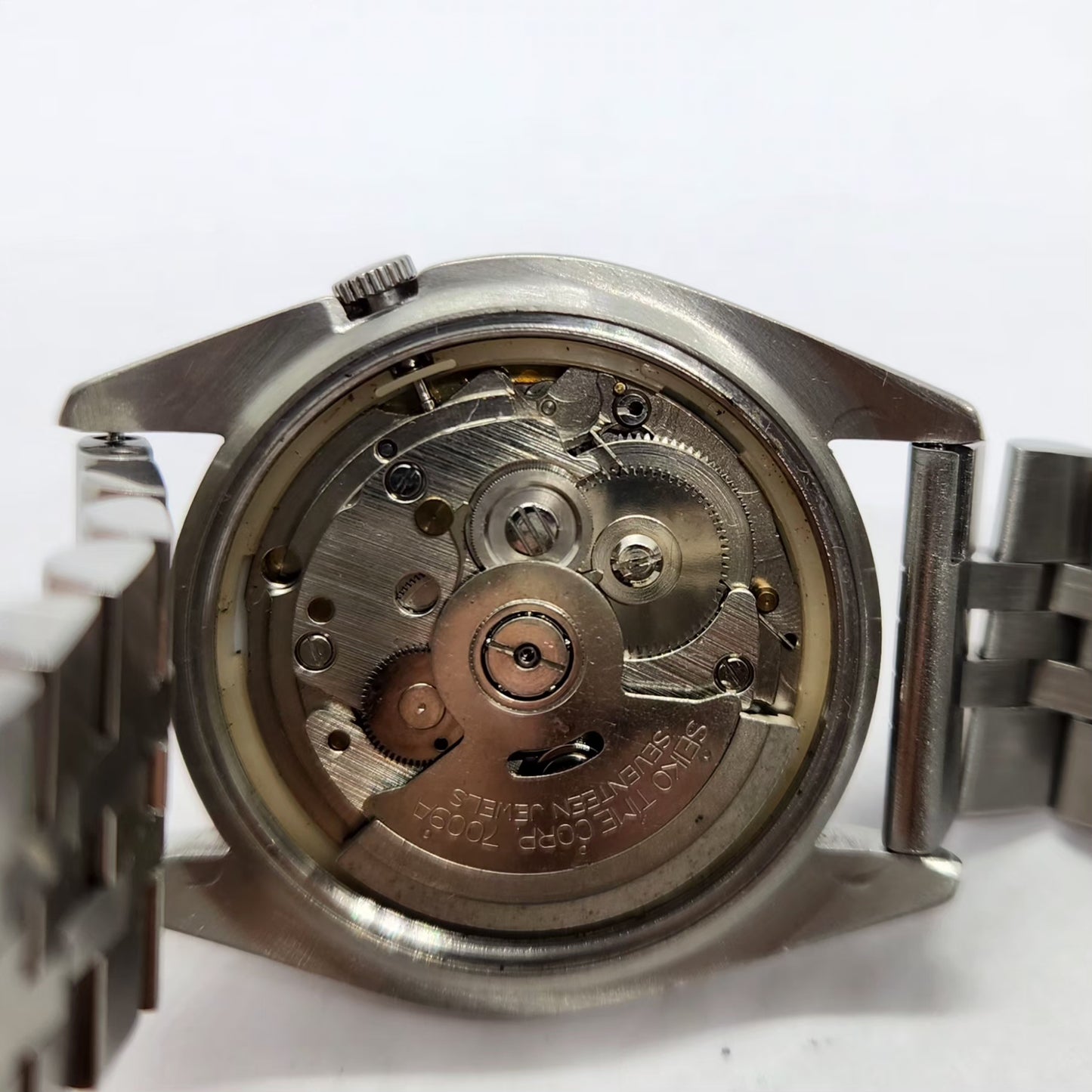 Vintage 1985 Original Seiko 5 Automatic 7009-821J Gold Face 17 Jewels Day-Date Japanese Men's Wrist Watch SA43