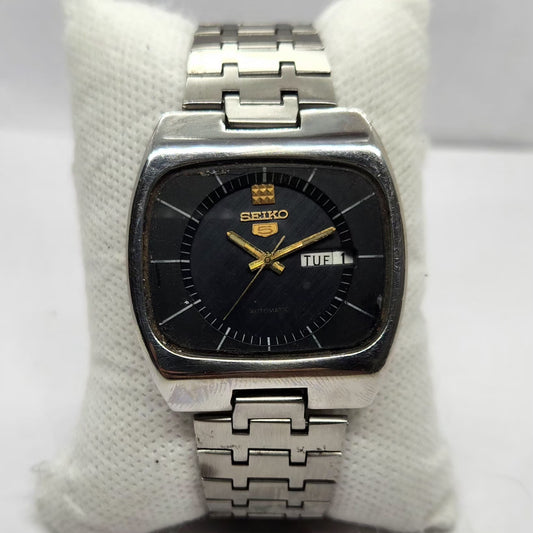 Vintage 1981 Original Seiko 5 Automatic 6309-522A Black Face 17 Jewels Day-Date Japanese Men's Wrist Watch SA46