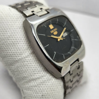 Vintage 1981 Original Seiko 5 Automatic 6309-522A Black Face 17 Jewels Day-Date Japanese Men's Wrist Watch SA46