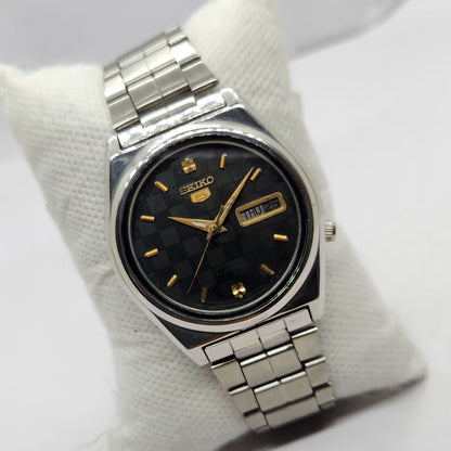 Vintage 1985 Original Seiko 5 Automatic 7019-8760 Black Face 17 Jewels Day-Date Japanese Men's Wrist Watch SA49