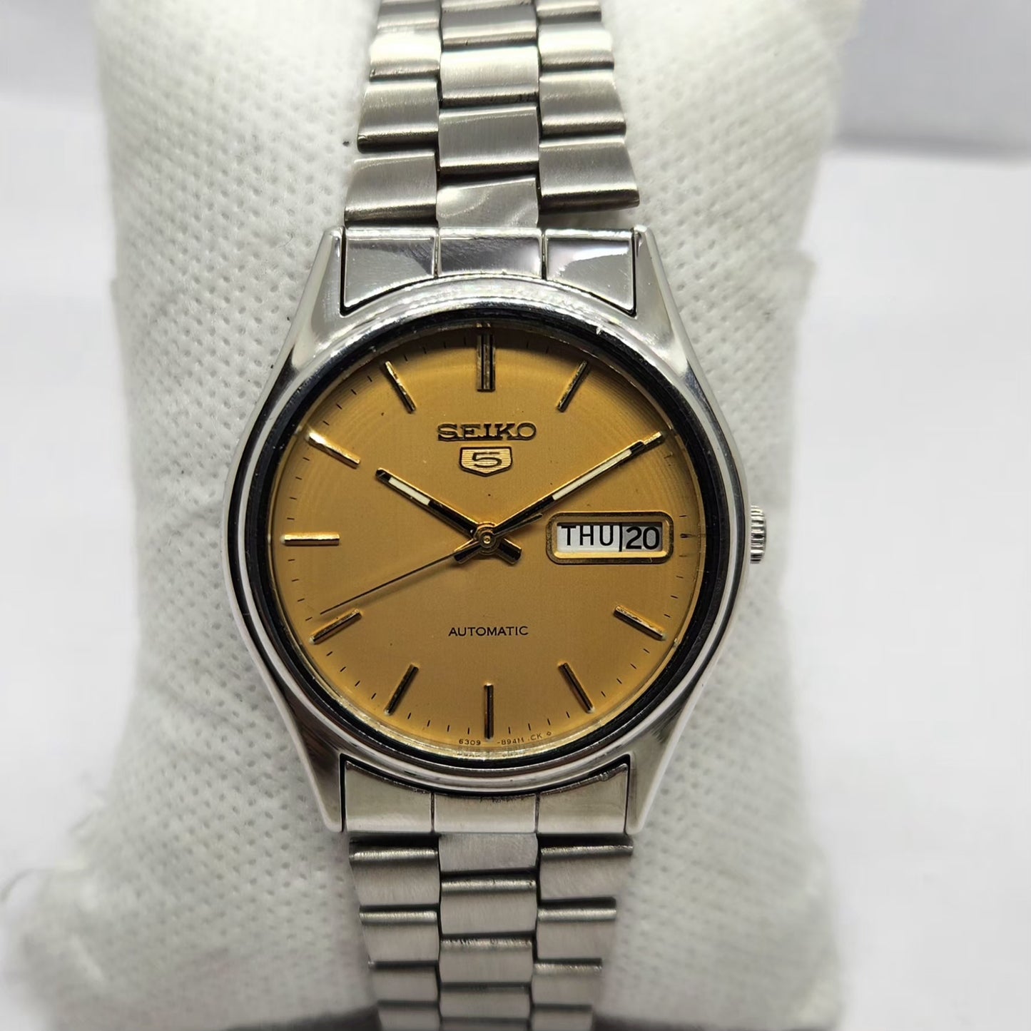 Vintage 1984 Original Seiko 5 Automatic 6309-8920 Gold Face 17 Jewels Day-Date Japanese Men's Wrist Watch SA51