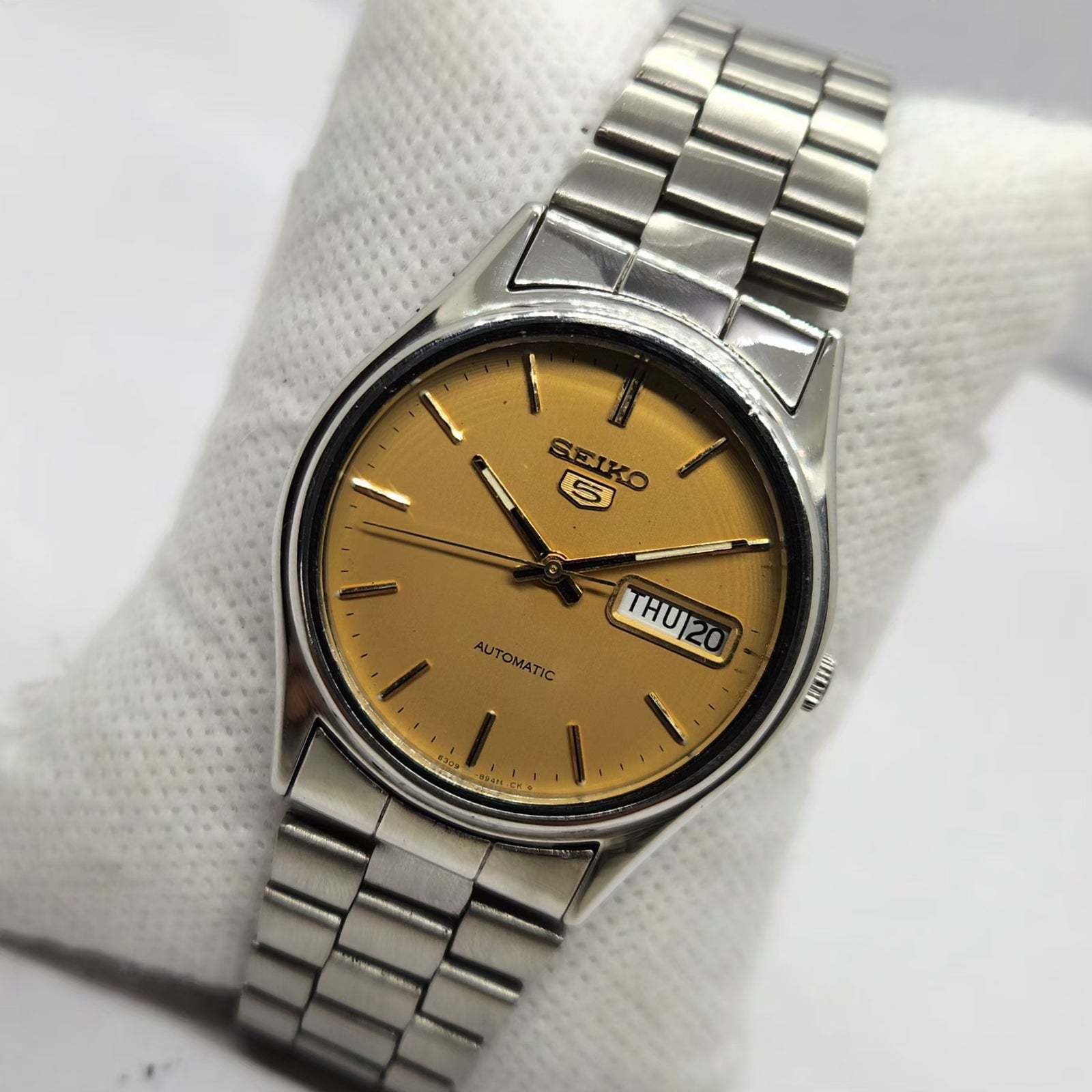 Vintage 1984 Original Seiko 5 Automatic 6309-8920 Gold Face 17 Jewels Day-Date Japanese Men's Wrist Watch SA51