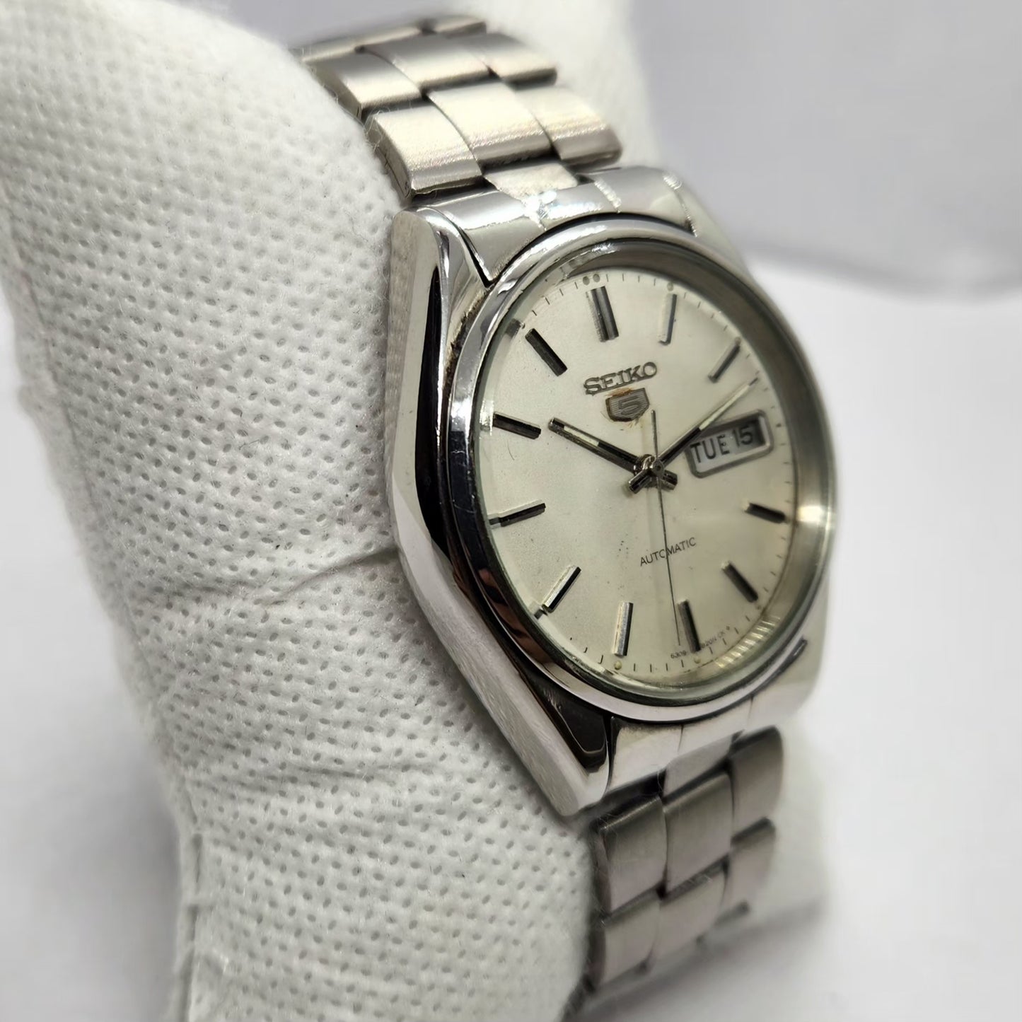 Vintage 1985 Original Seiko 5 Automatic 6309-8800 Silver Face 17 Jewels Day-Date Japanese Men's Wrist Watch SA52