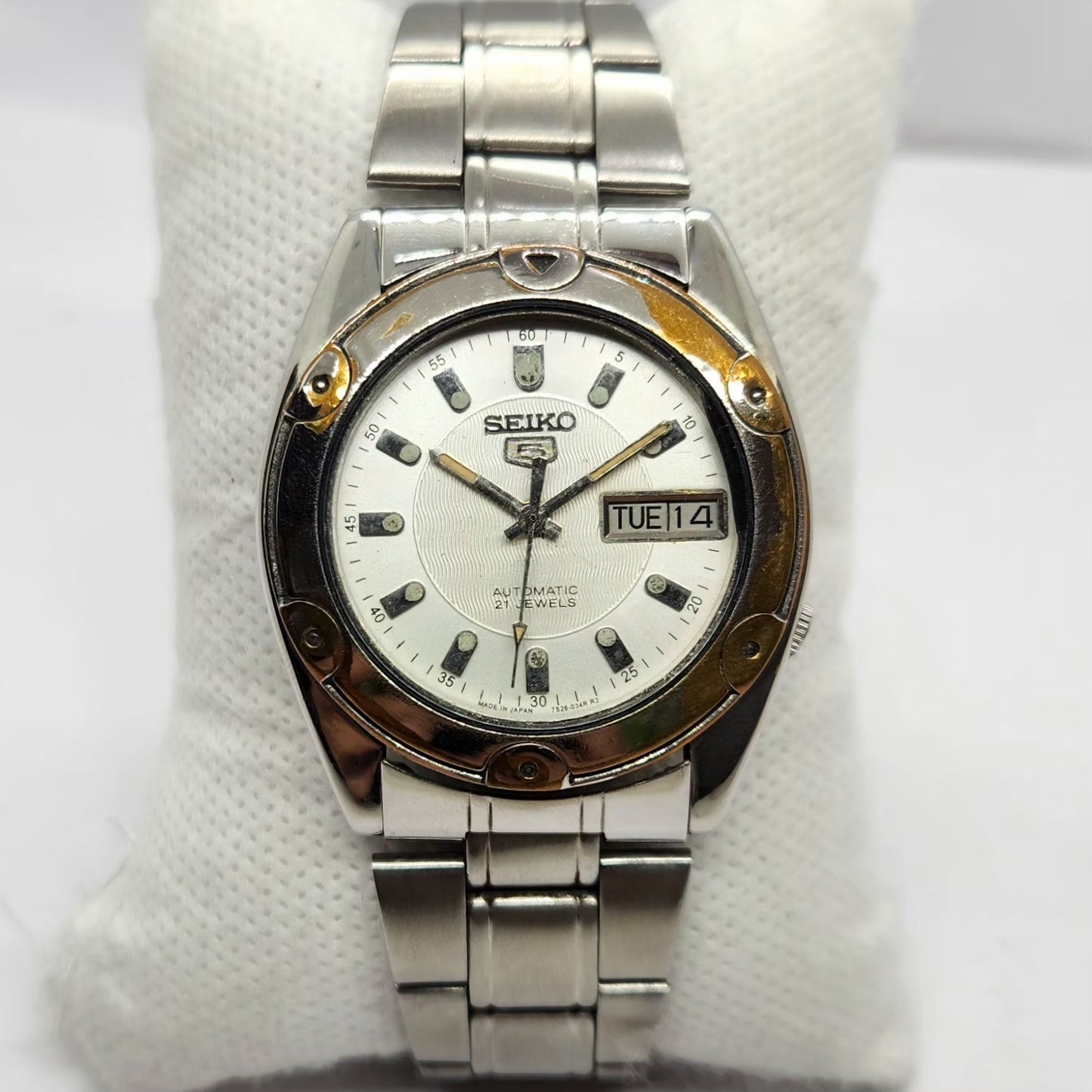 Vintage 1977 Original Seiko 5 Automatic 7009-3041 Silver Face 17 Jewels Day-Date Japanese Men's Wrist Watch SA53