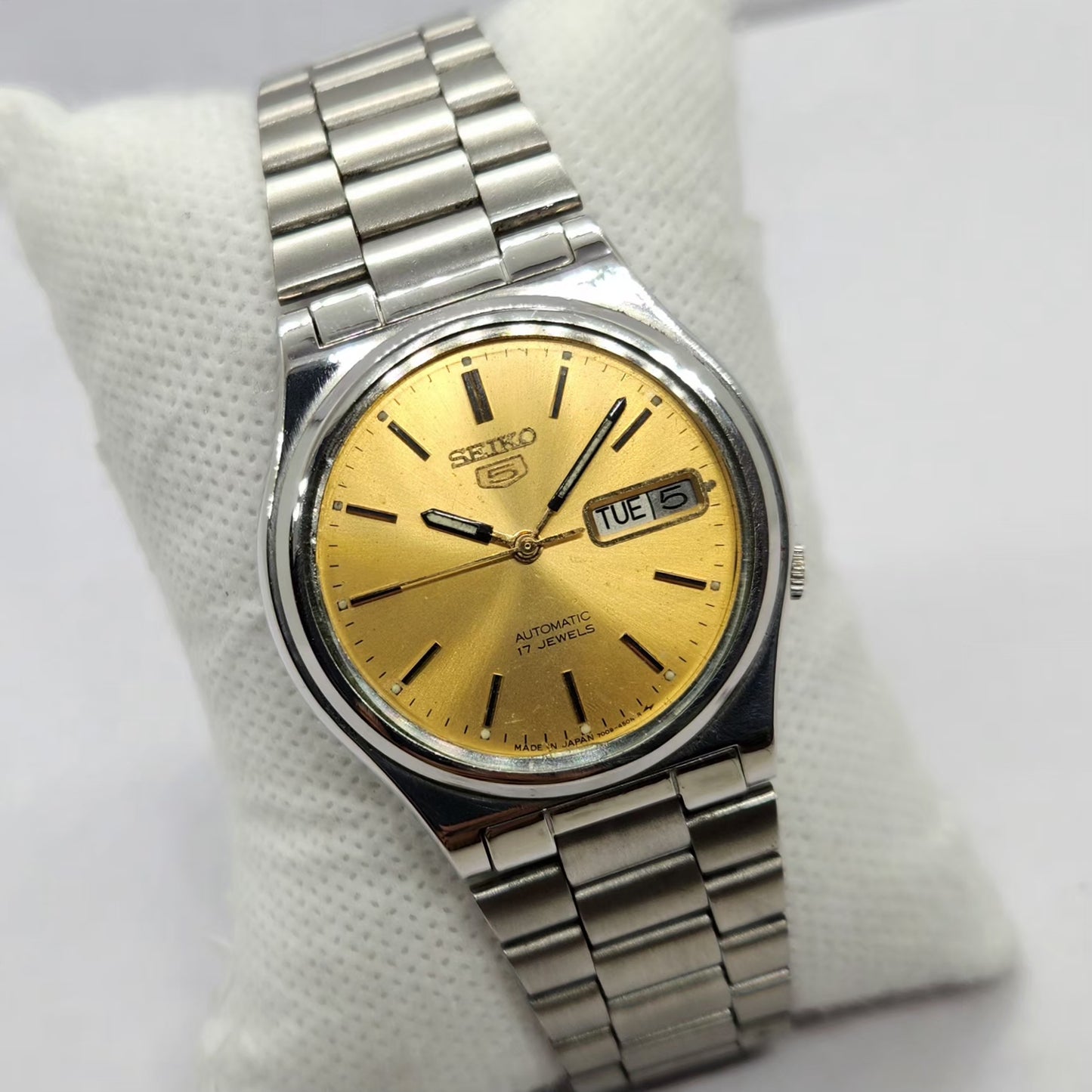 Vintage 1981 Original Seiko 5 Automatic 7009-3171 Gold Face 17 Jewels Day-Date Japanese Men's Wrist Watch SA54