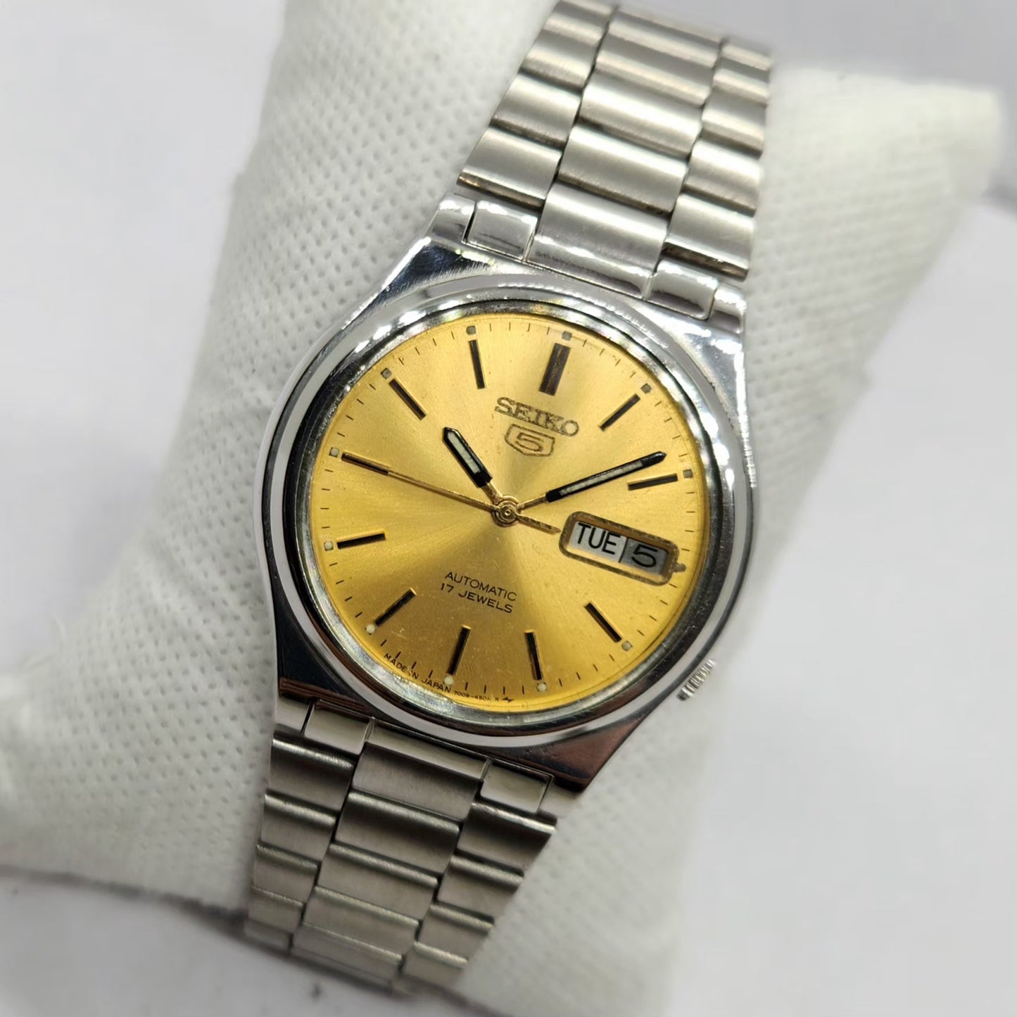 Vintage 1981 Original Seiko 5 Automatic 7009-3171 Gold Face 17 Jewels Day-Date Japanese Men's Wrist Watch SA54
