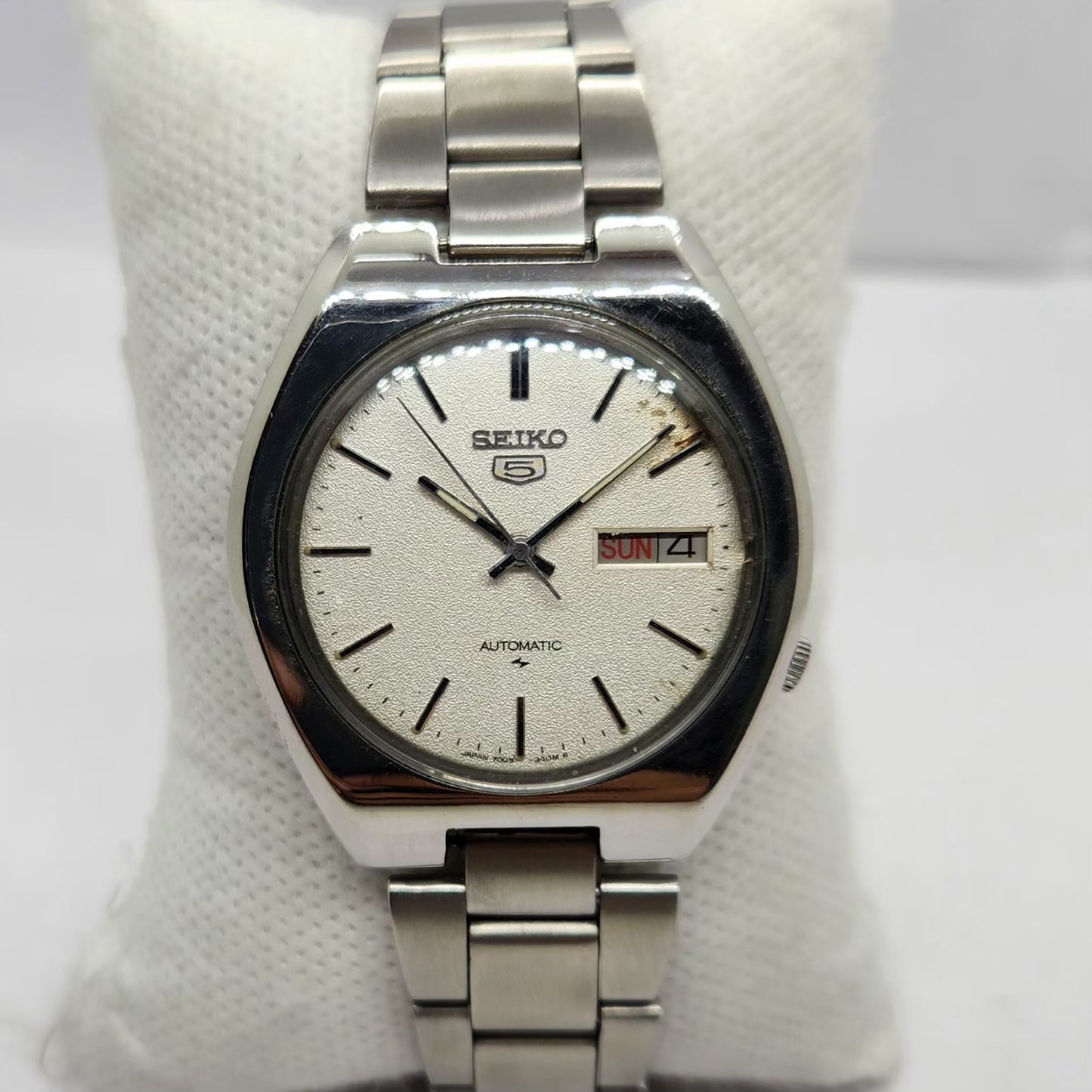 Vintage 1978 Original Seiko 5 Automatic 7009-8280 Silver Face 17 Jewels Day-Date Japanese Men's Wrist Watch SA55