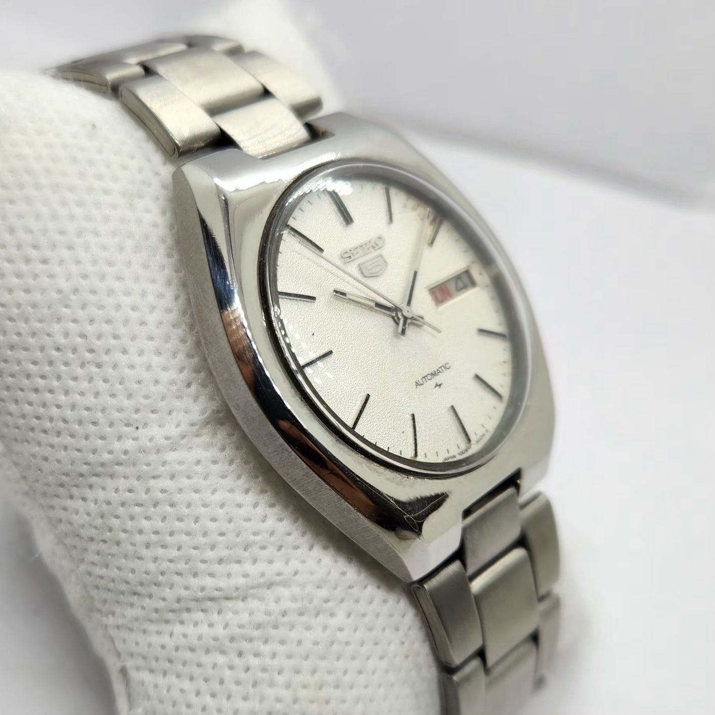 Vintage 1978 Original Seiko 5 Automatic 7009-8280 Silver Face 17 Jewels Day-Date Japanese Men's Wrist Watch SA55