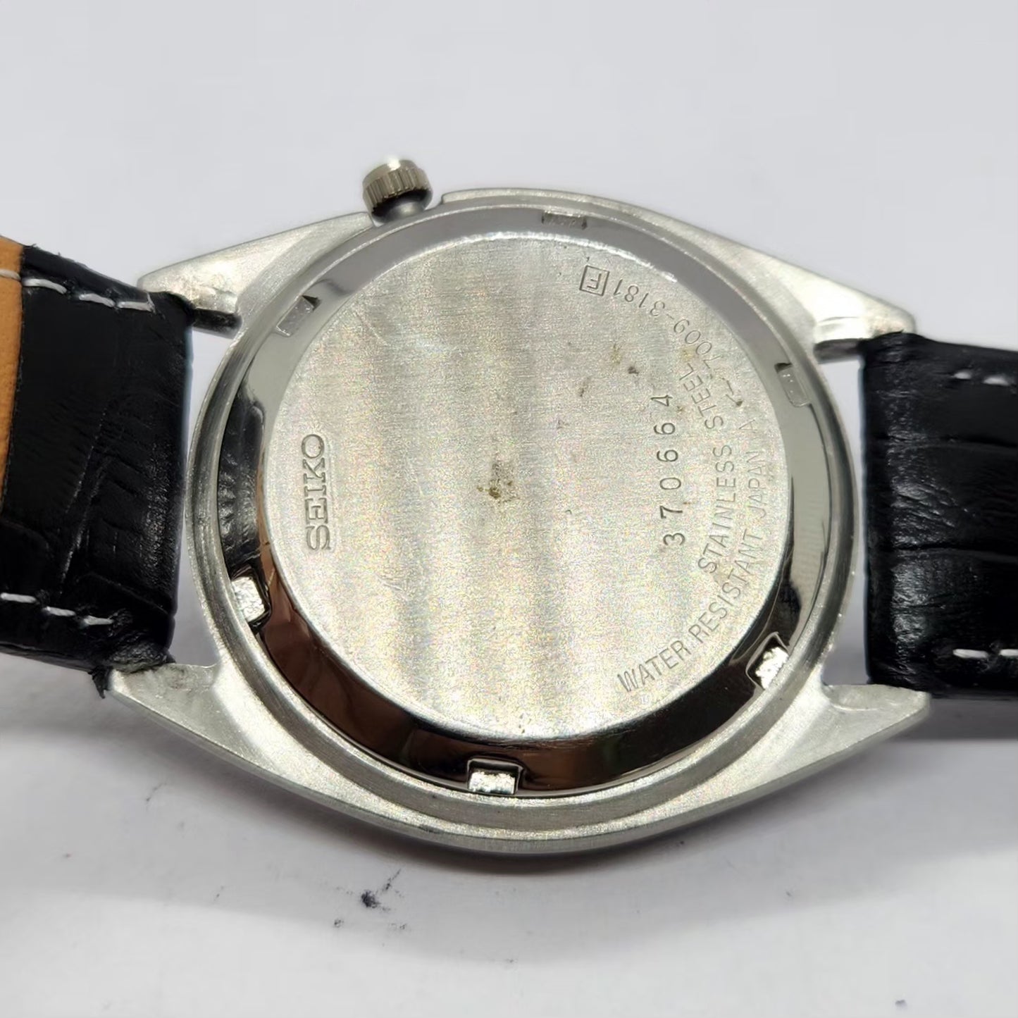 Vintage 1983 Original Seiko 5 Automatic 7009-3181 Black Face 17 Jewels Day-Date Japanese Men's Wrist Watch SA59