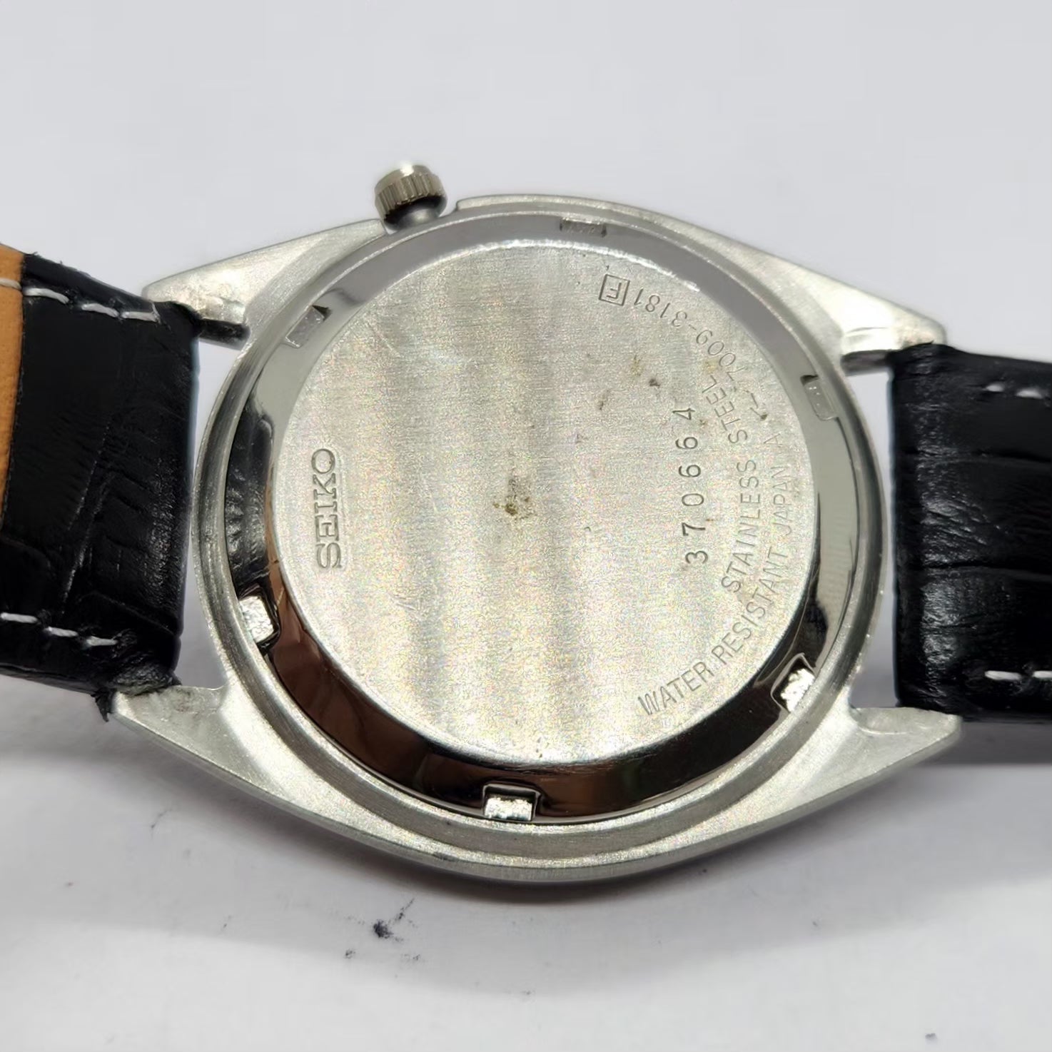 Vintage 1983 Original Seiko 5 Automatic 7009-3181 Black Face 17 Jewels Day-Date Japanese Men's Wrist Watch SA59