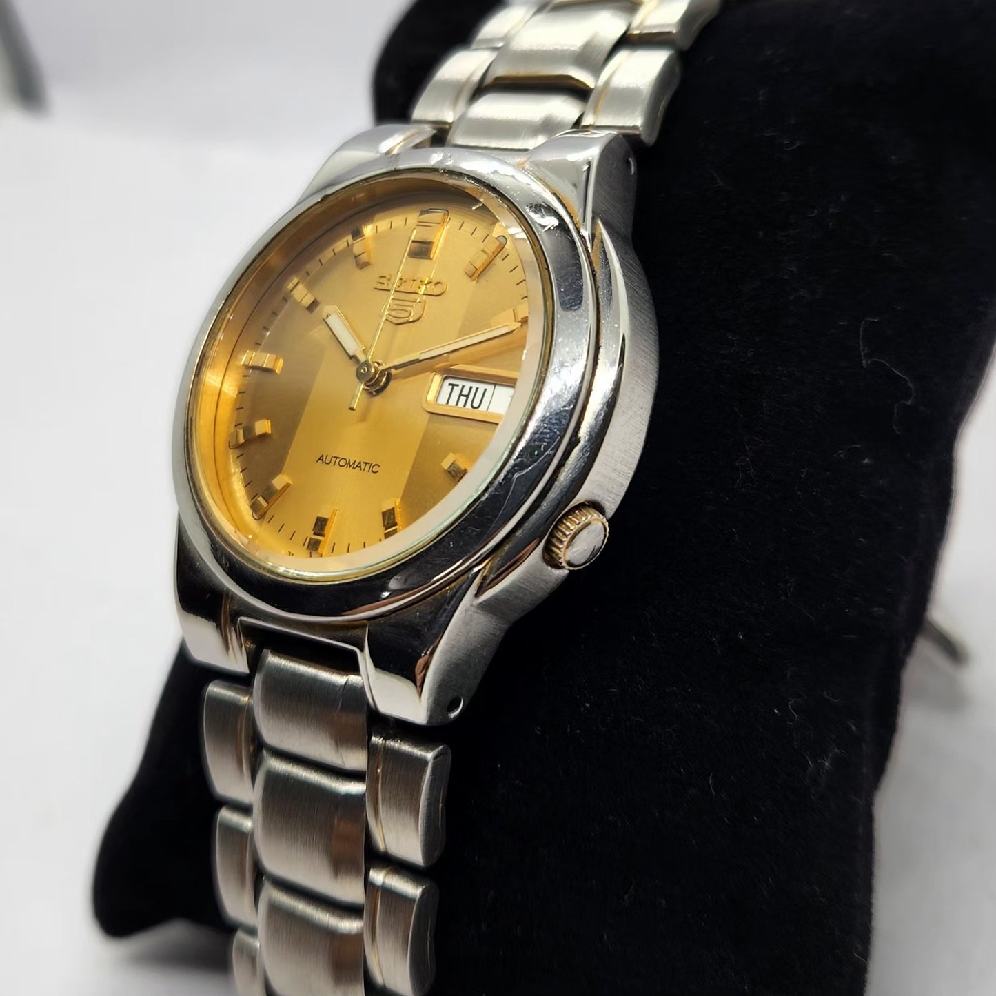 Vintage 1980 Original Seiko 5 Automatic 7S26-02R0 Gold Face 21 Jewels Day-Date Japanese Men's Wrist Watch SA60