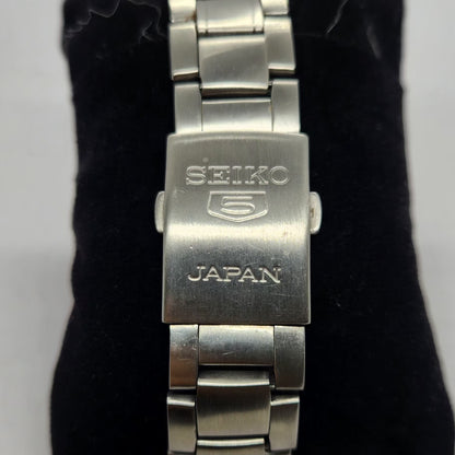 Vintage 1980 Original Seiko 5 Automatic 7S26-03S0 Silver Face 21 Jewels Day-Date Japanese Men's Wrist Watch SA61