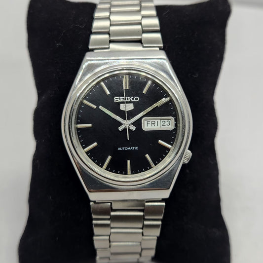 Vintage 1976 Original Seiko 5 Automatic 6309-6270 Black Face 17 Jewels Day-Date Japanese Men's Wrist Watch SA62