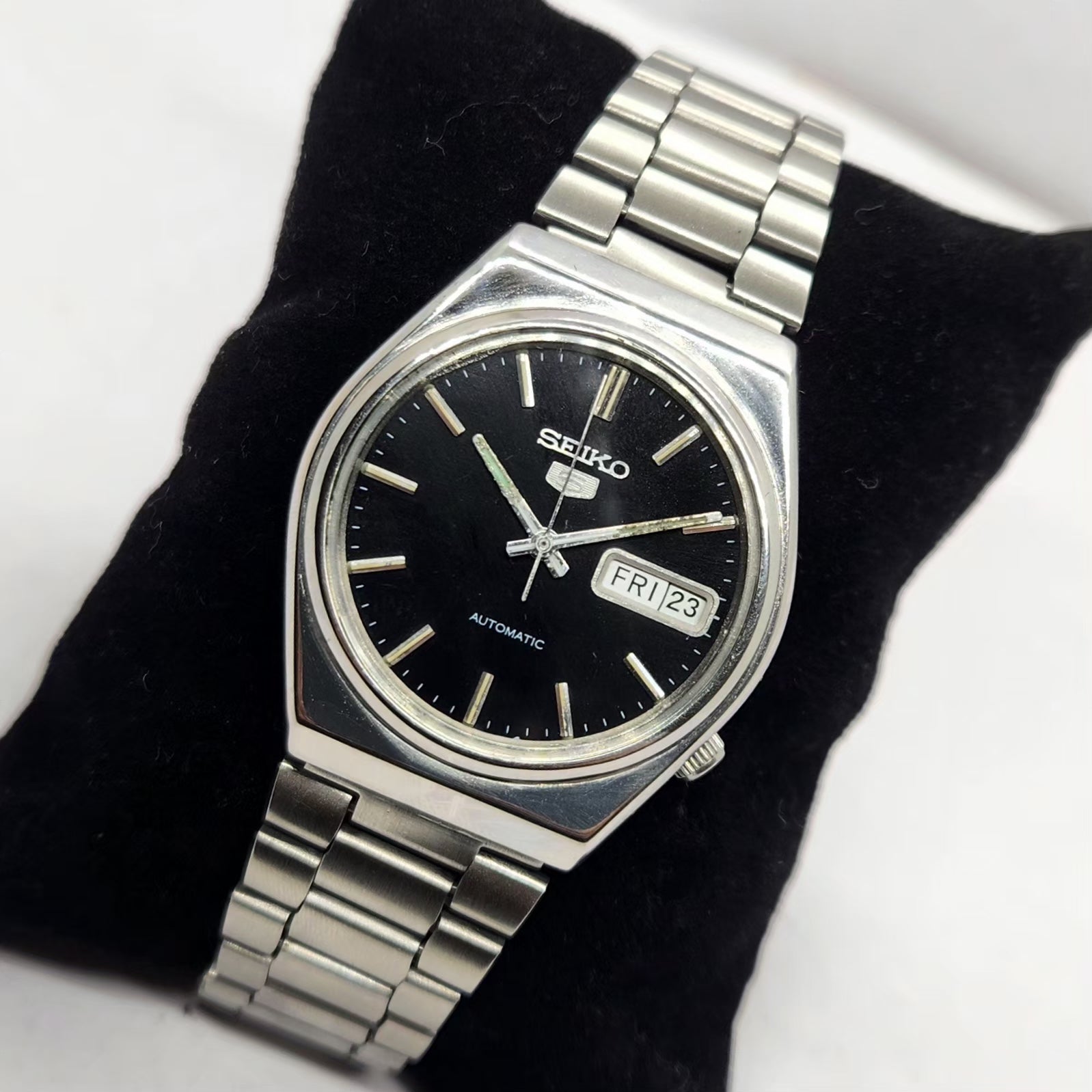 Vintage 1976 Original Seiko 5 Automatic 6309-6270 Black Face 17 Jewels Day-Date Japanese Men's Wrist Watch SA62