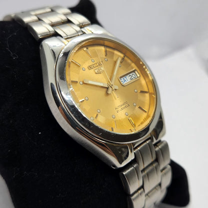 Vintage 1980 Original Seiko 5 Automatic 7S26 Gold Face 21 Jewels Day-Date Japanese Men's Wrist Watch SA63