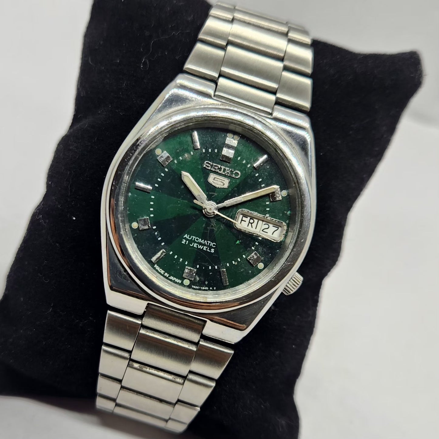 Vintage 2000 Original Seiko 5 Automatic 7S26-0280 Green Face 21 Jewels Day-Date Japanese Men's Wrist Watch SA64