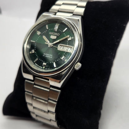 Vintage 2000 Original Seiko 5 Automatic 7S26-0280 Green Face 21 Jewels Day-Date Japanese Men's Wrist Watch SA64
