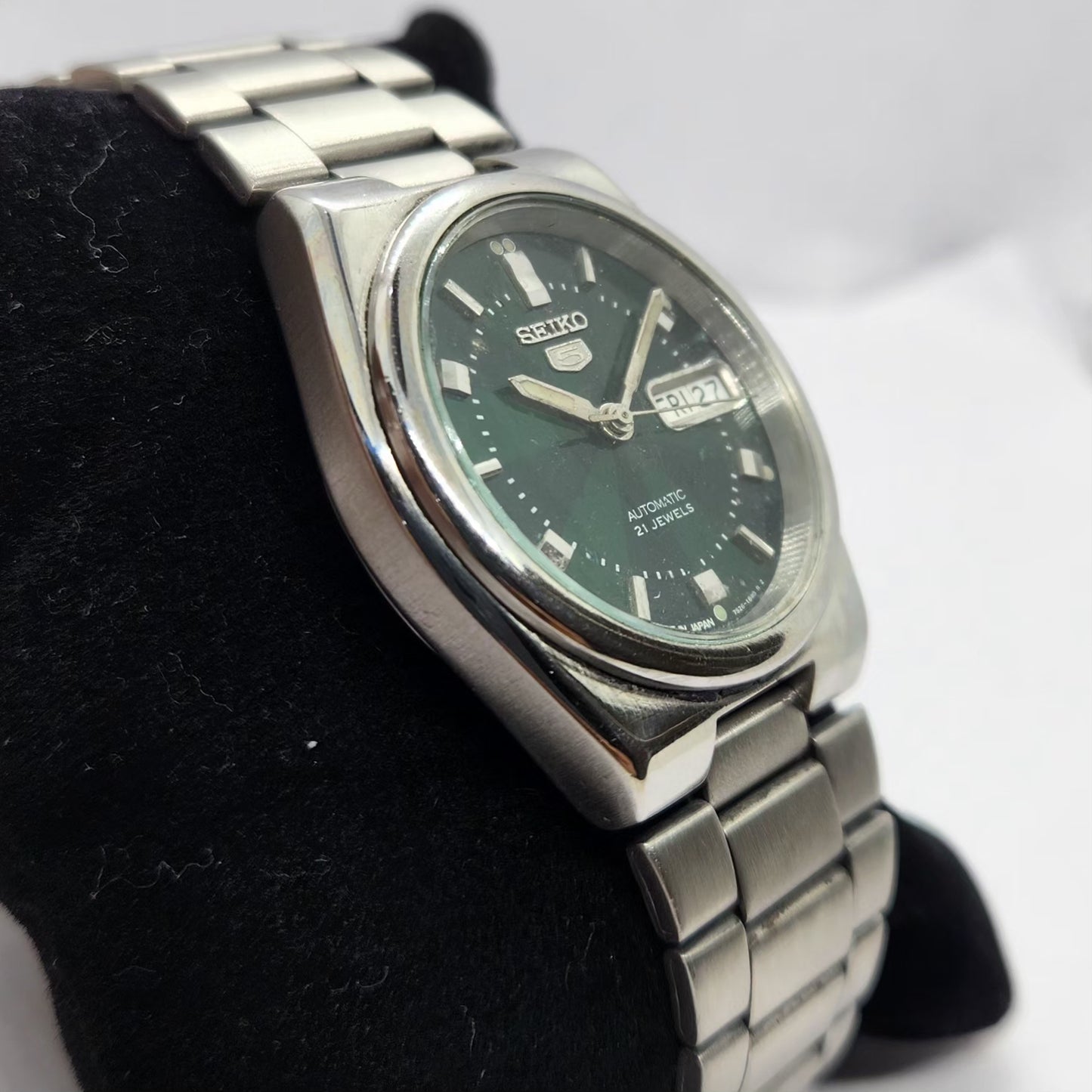 Vintage 2000 Original Seiko 5 Automatic 7S26-0280 Green Face 21 Jewels Day-Date Japanese Men's Wrist Watch SA64