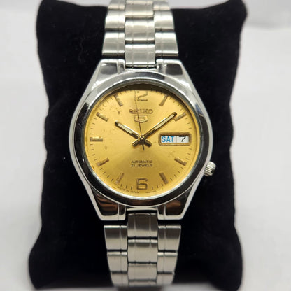Vintage 1980 Original Seiko 5 Automatic 7S36 Silver Face 21 Jewels Day-Date Japanese Men's Wrist Watch SA65