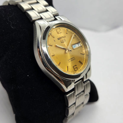 Vintage 1980 Original Seiko 5 Automatic 7S36 Silver Face 21 Jewels Day-Date Japanese Men's Wrist Watch SA65
