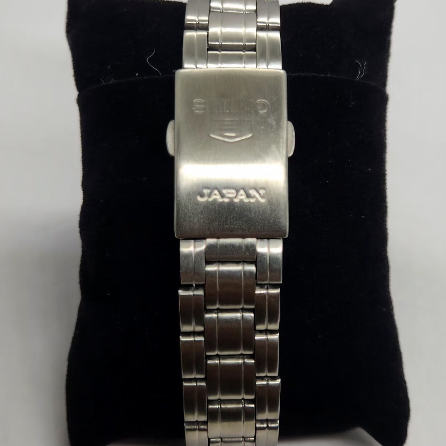 Vintage 1980 Original Seiko 5 Automatic 7S36 Silver Face 21 Jewels Day-Date Japanese Men's Wrist Watch SA65