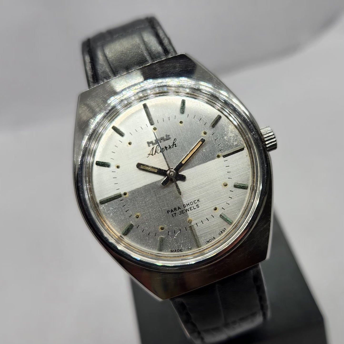 Vintage Original HMT Akarsh Hand Winding 17 Jewels Silver Face Men's Wrist Watch HM04