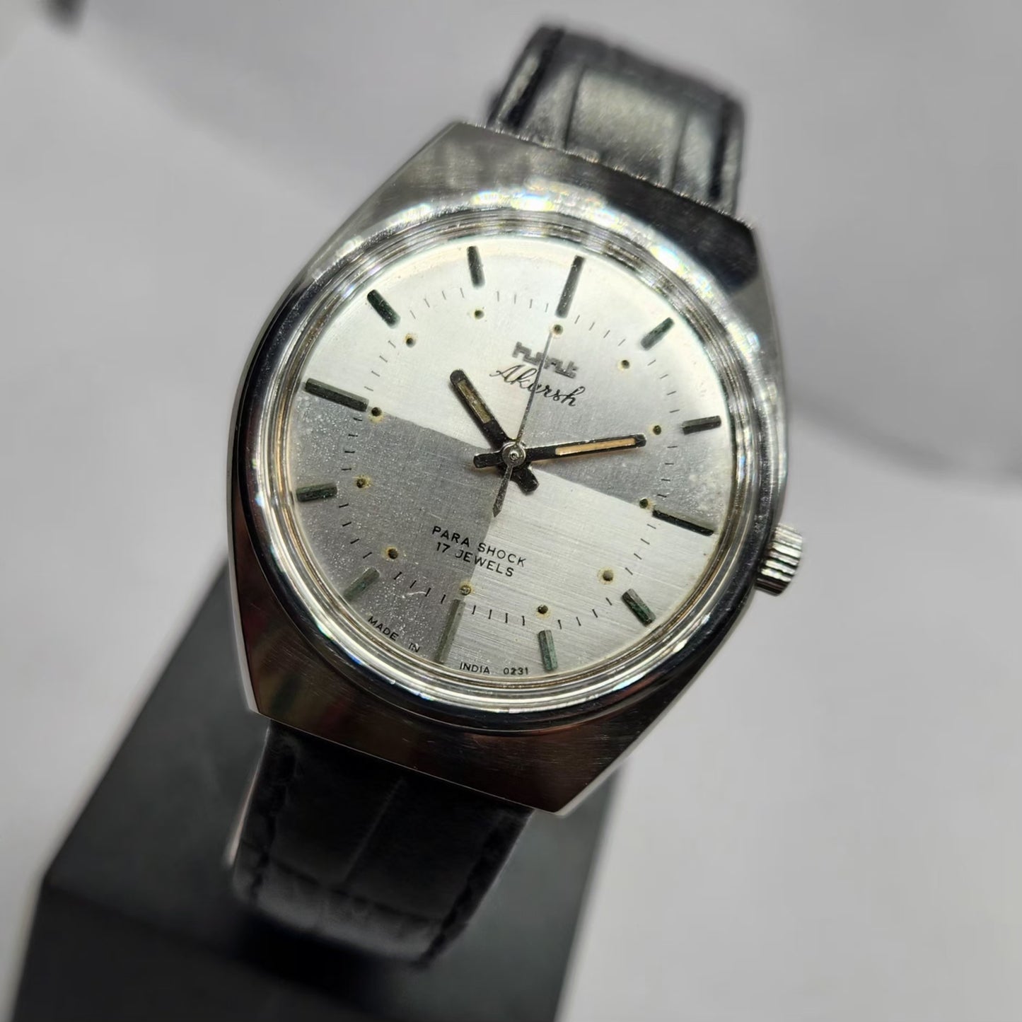 Vintage Original HMT Akarsh Hand Winding 17 Jewels Silver Face Men's Wrist Watch HM04