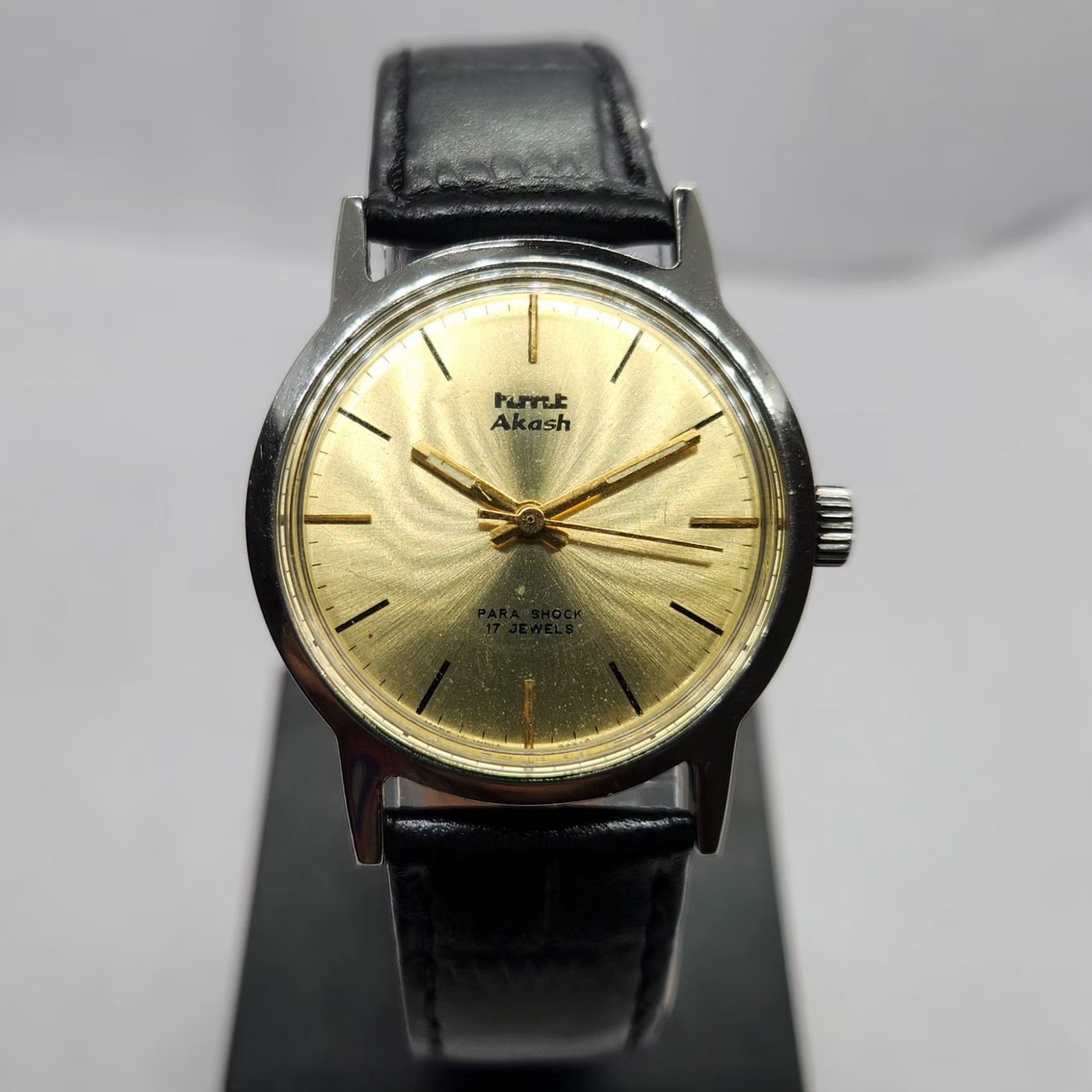Vintage Original HMT Akash Hand Winding 17 Jewels Gold Face Men's Wrist Watch HM07