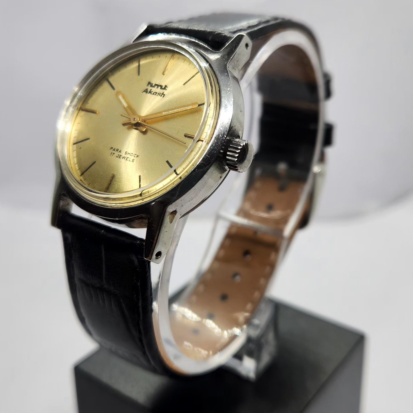 Vintage Original HMT Akash Hand Winding 17 Jewels Gold Face Men's Wrist Watch HM07