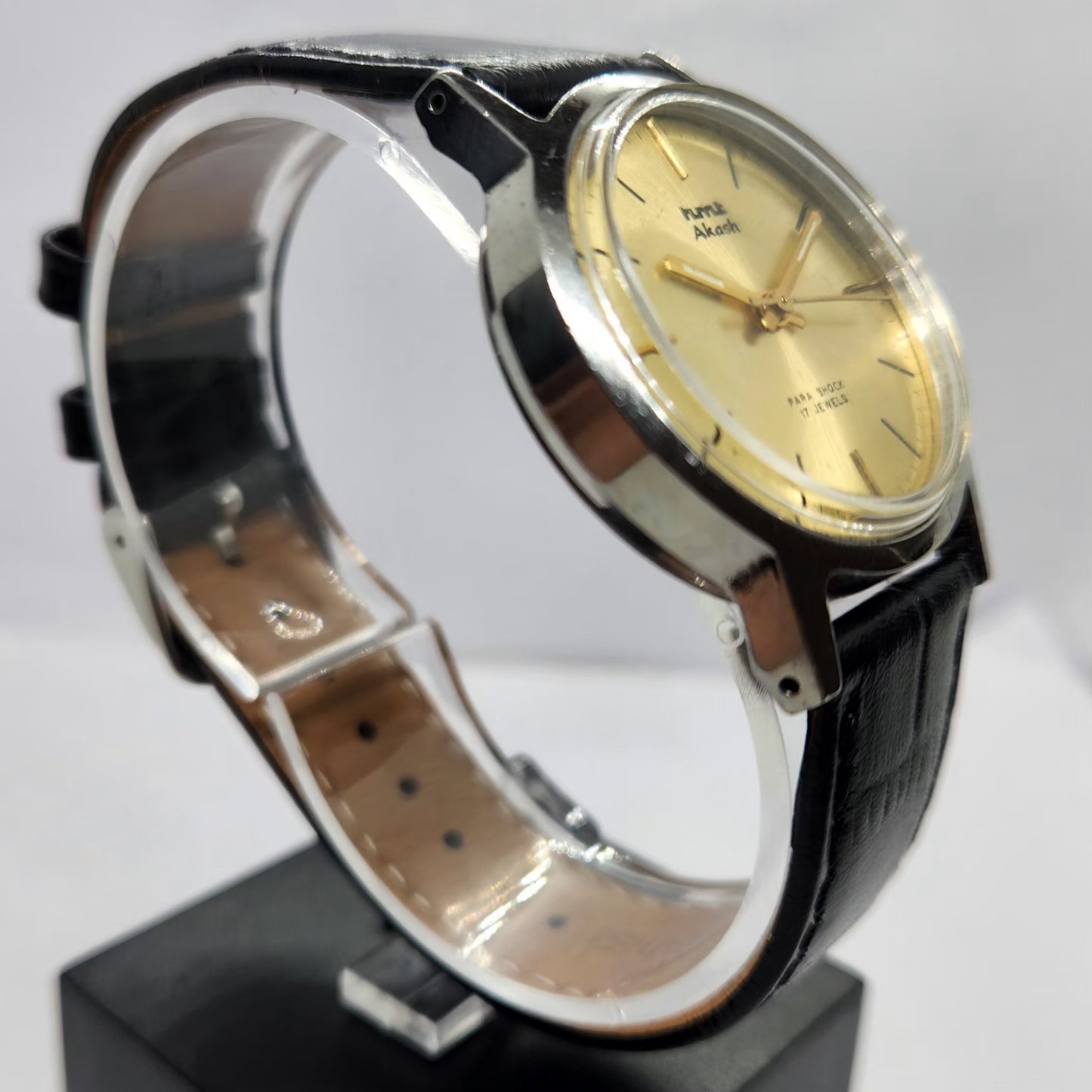 Vintage Original HMT Akash Hand Winding 17 Jewels Gold Face Men's Wrist Watch HM07