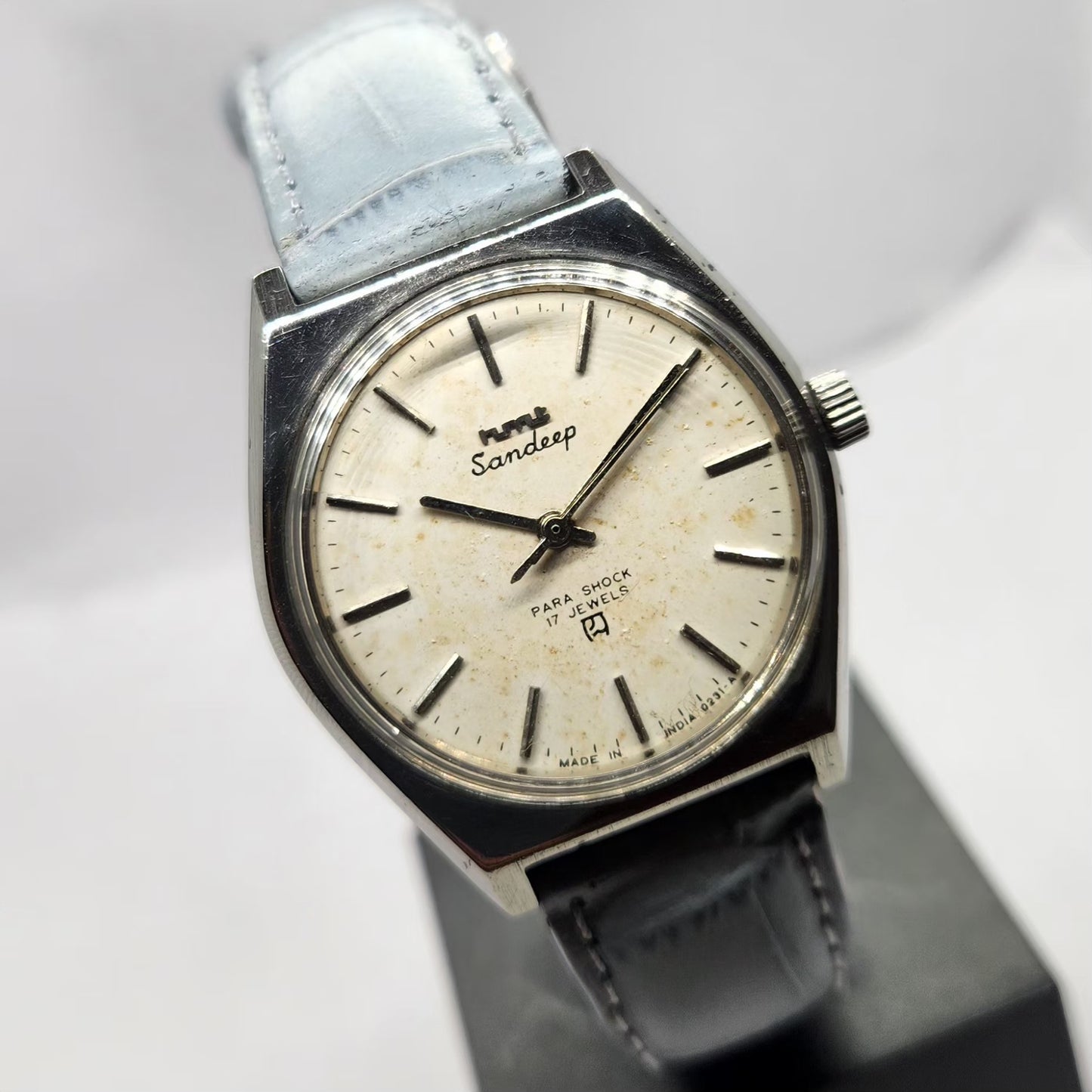 Vintage Original HMT Sandeep Hand Winding 17 Jewels Off White Face Men's Wrist Watch HM14