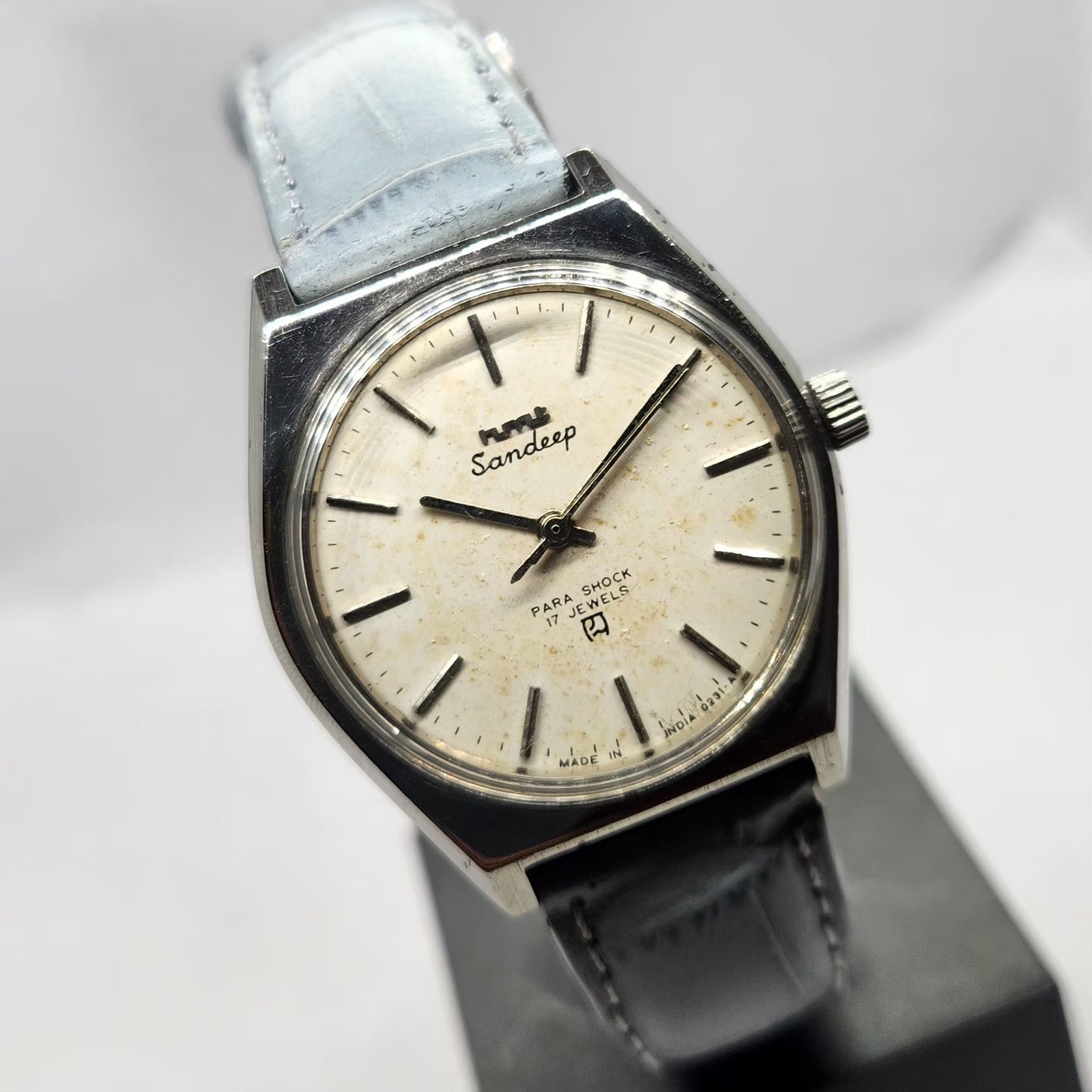 Vintage Original HMT Sandeep Hand Winding 17 Jewels Off White Face Men's Wrist Watch HM14
