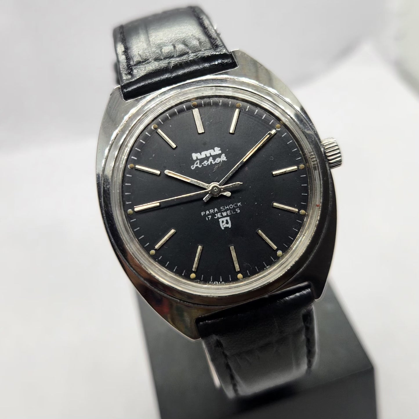Vintage Original HMT Ashok Hand Winding 17 Jewels Black Face Men's Wrist Watch HM20