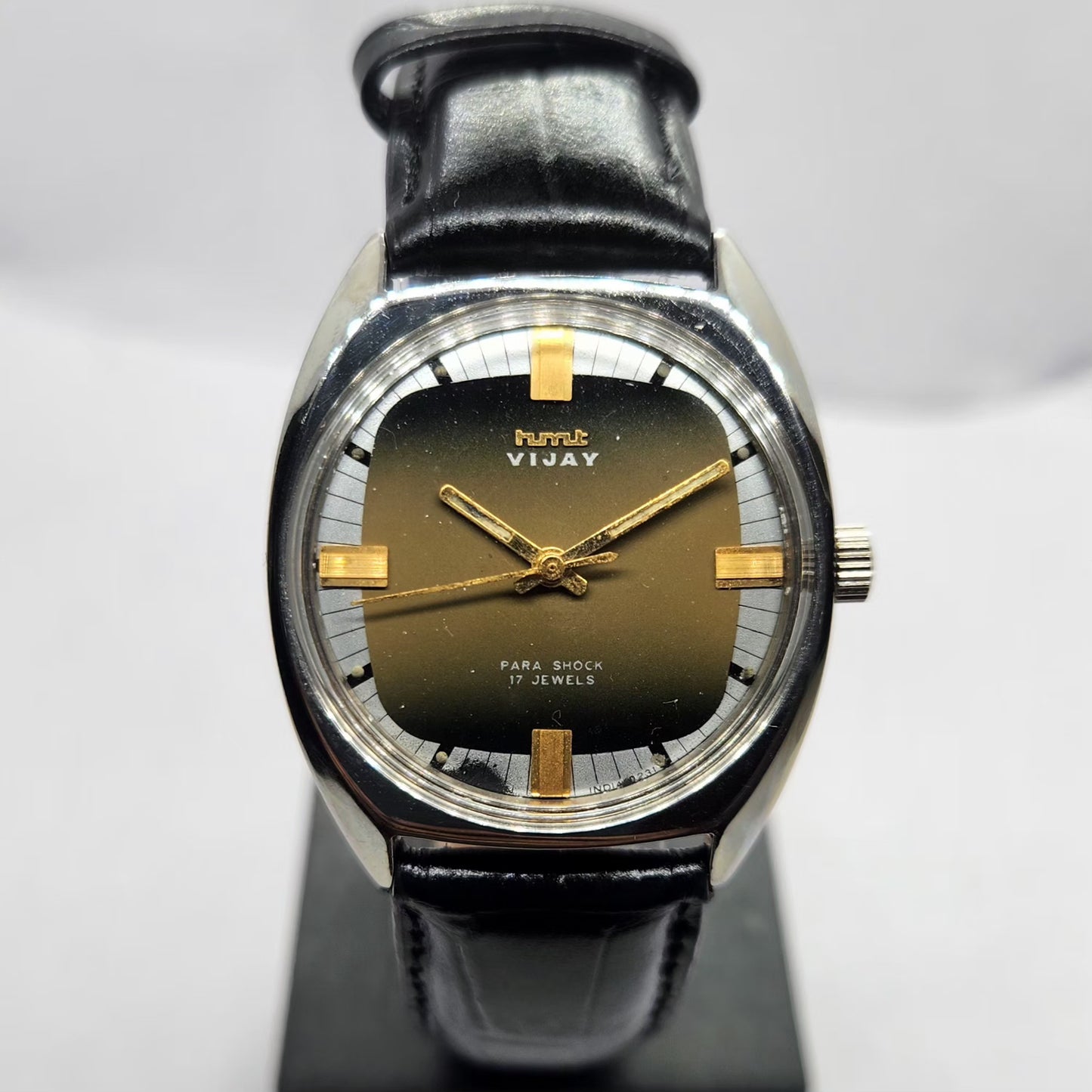 Vintage Original HMT Vijay Hand Winding 17 Jewels Brown Face Men's Wrist Watch HM24