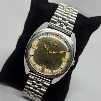 Vintage Original HMT Vijay Hand Winding 17 Jewels Gold Face Men's Wrist Watch HM29