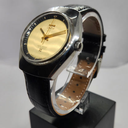 Vintage Original HMT Chetak Hand Winding 17 Jewels Gold Face Men's Wrist Watch HM32