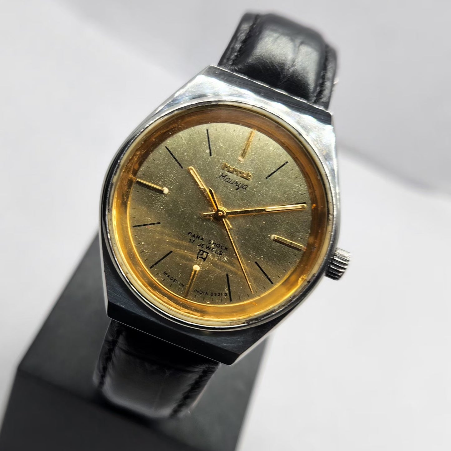 Vintage Original HMT Maurya Hand Winding 17 Jewels Gold Face Men's Wrist Watch HM33