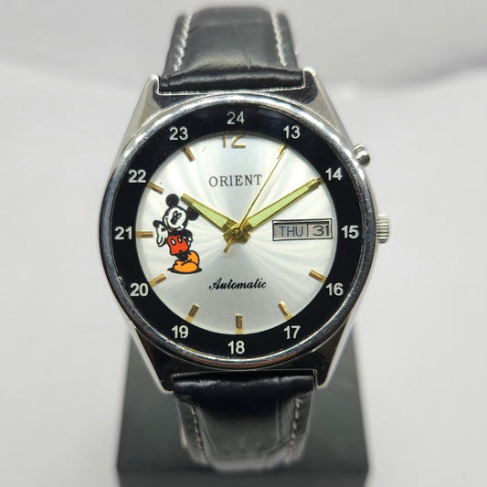 Vintage Mod Orient 46941 Automatic Mickey Mouse Silver Face Day-Date Men's Wrist Watch OR03