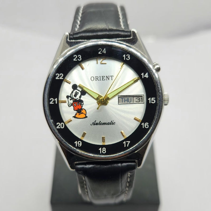 Vintage Mod Orient 46941 Automatic Mickey Mouse Silver Face Day-Date Men's Wrist Watch OR03
