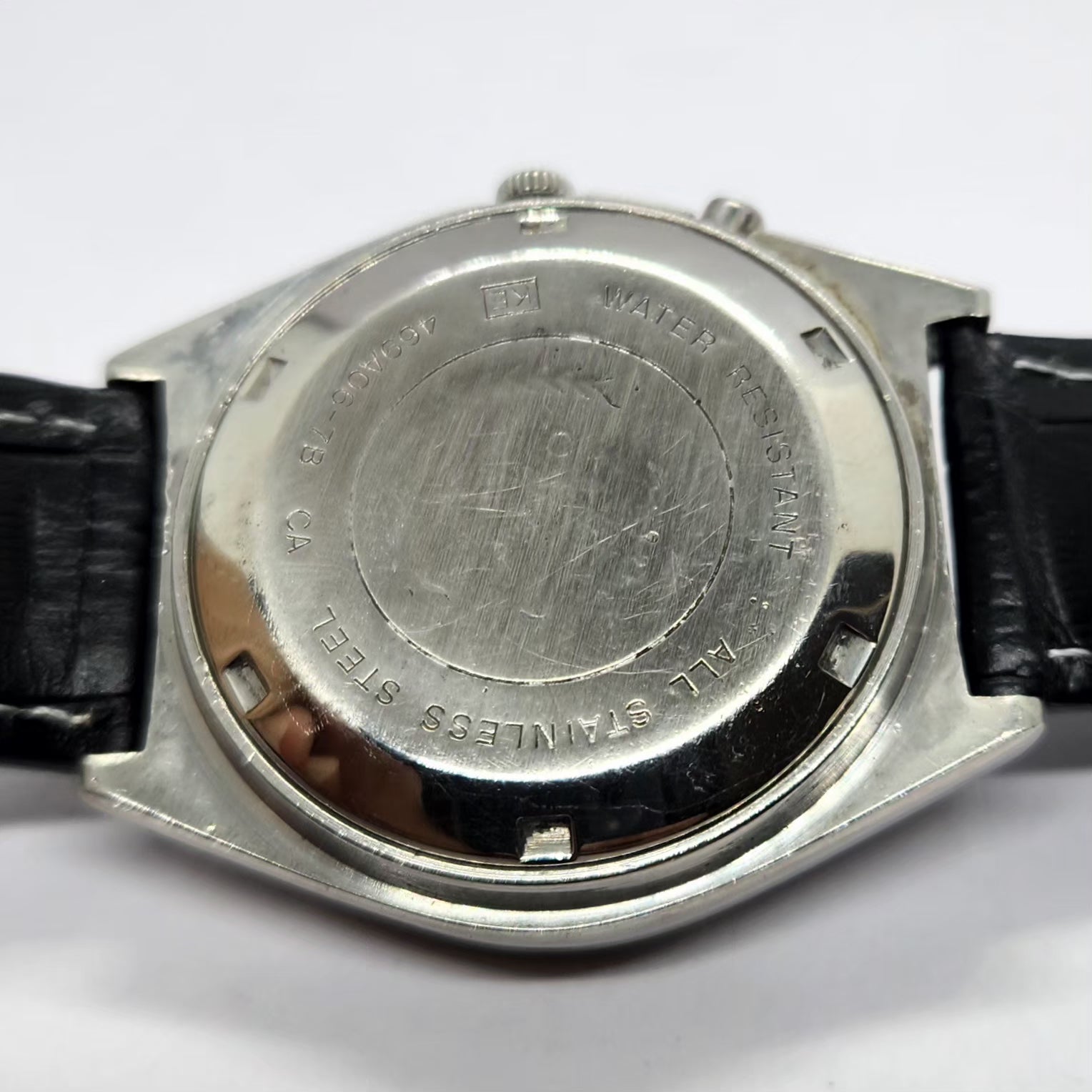 Vintage Mod Orient 46941 Automatic Mickey Mouse Silver Face Day-Date Men's Wrist Watch OR03