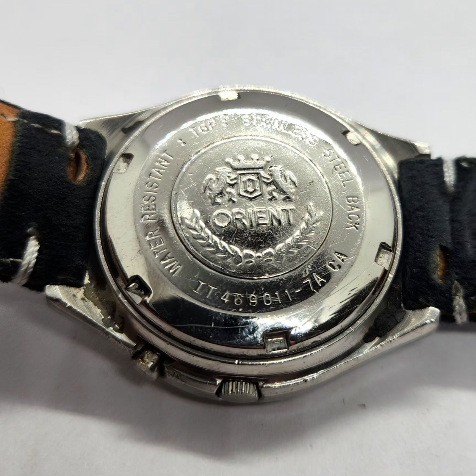 Vintage Mod Orient Automatic 46941 21 Jewels Blue Face Day-Date Men's Wrist Watch OR08