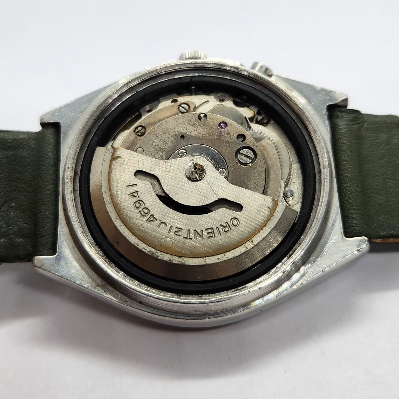 Vintage Mod Orient Automatic 46941 21 Jewels Green Face Day-Date Men's Wrist Watch OR14