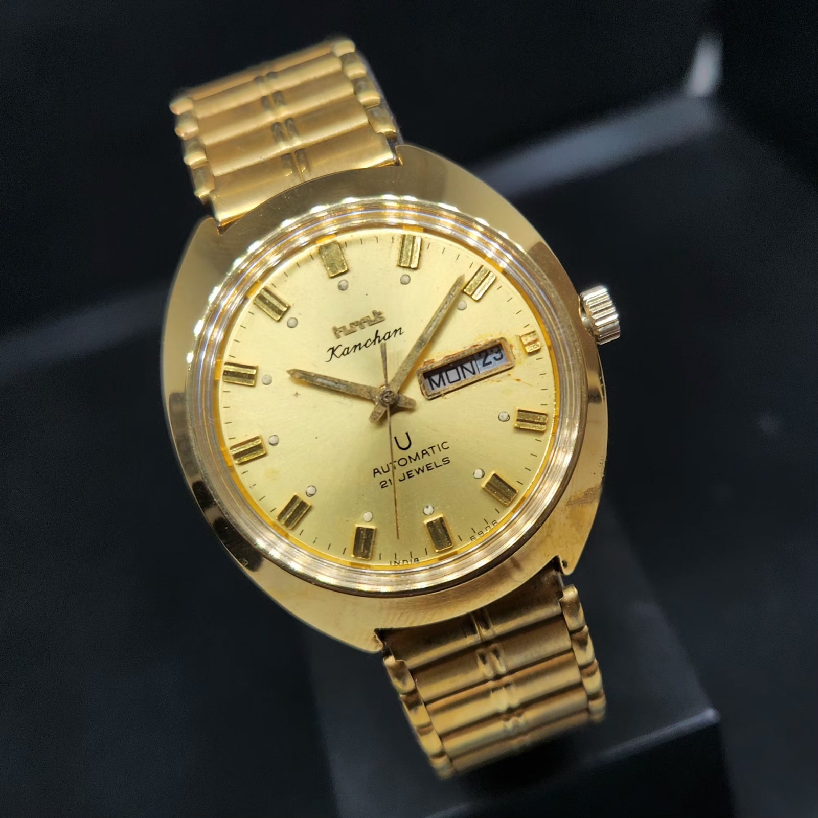 Vintage Mod HMT Kanchan Automatic 21 Jewels Glass back Gold Face Day-Date Men's Wrist Watch