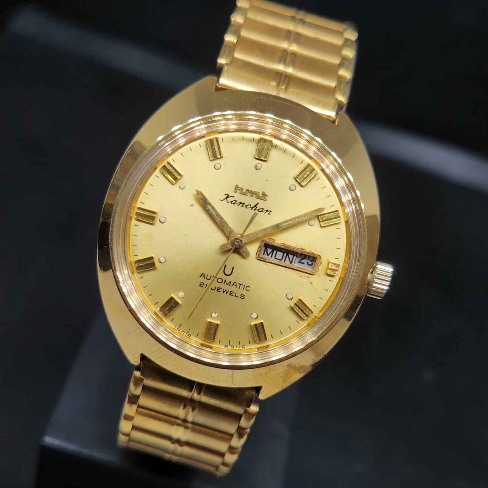 Vintage Mod HMT Kanchan Automatic 21 Jewels Glass back Gold Face Day-Date Men's Wrist Watch