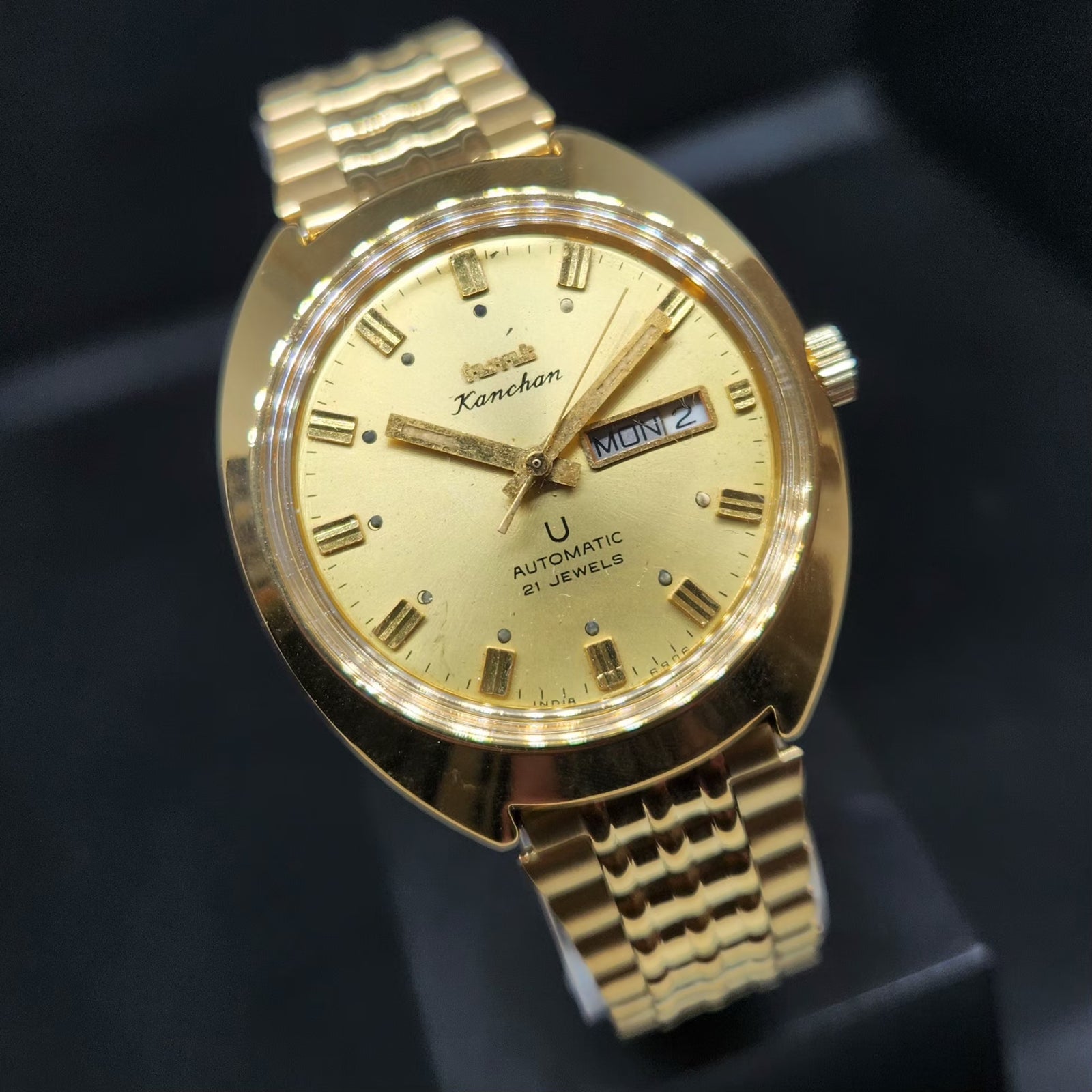 Vintage Mod HMT Kanchan Automatic 21 Jewels Glass back Gold Face Day-Date Men's Wrist Watch
