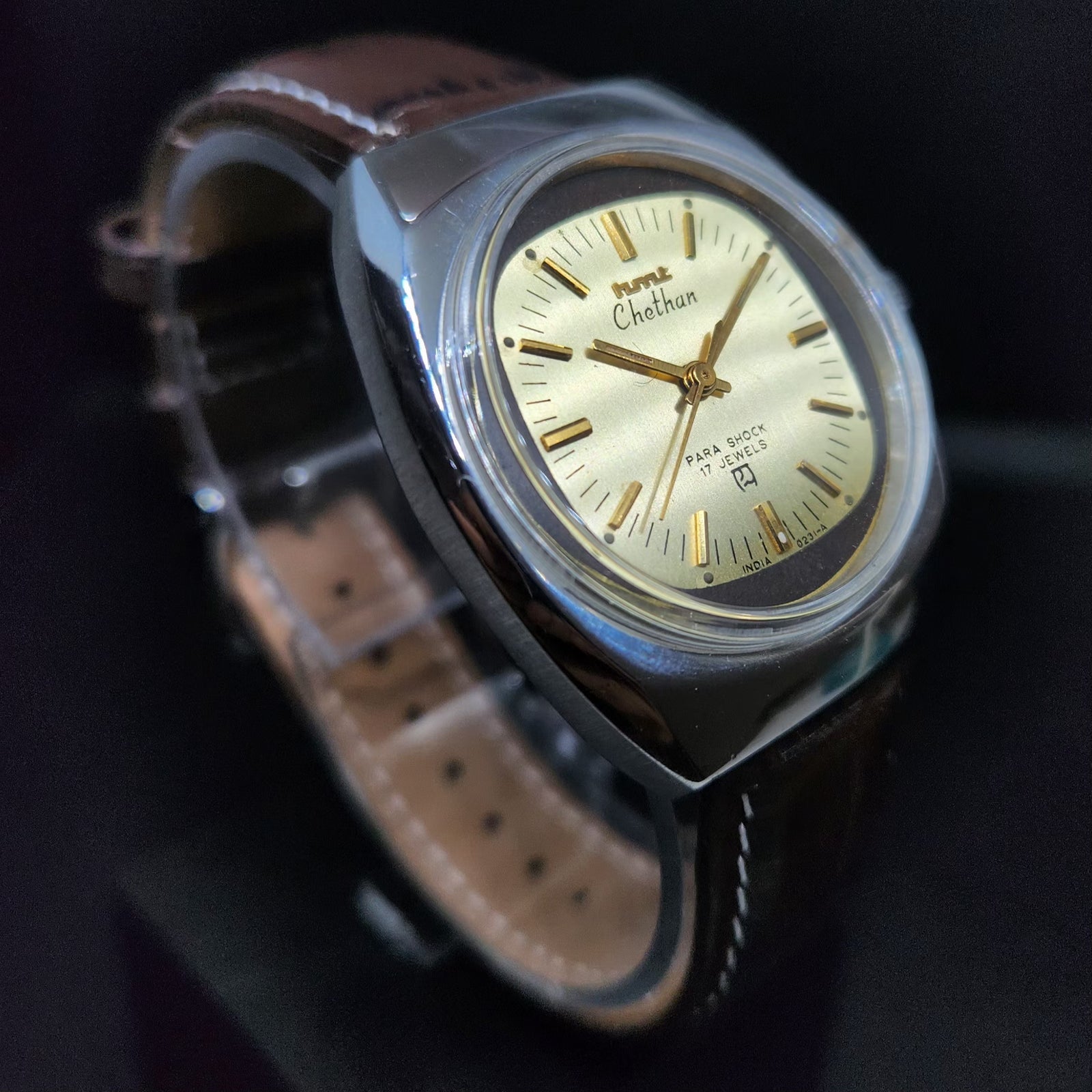 Vintage Original HMT Chethan Hand Winding 17 Jewels Gold Face Men's Wrist Watch HM65