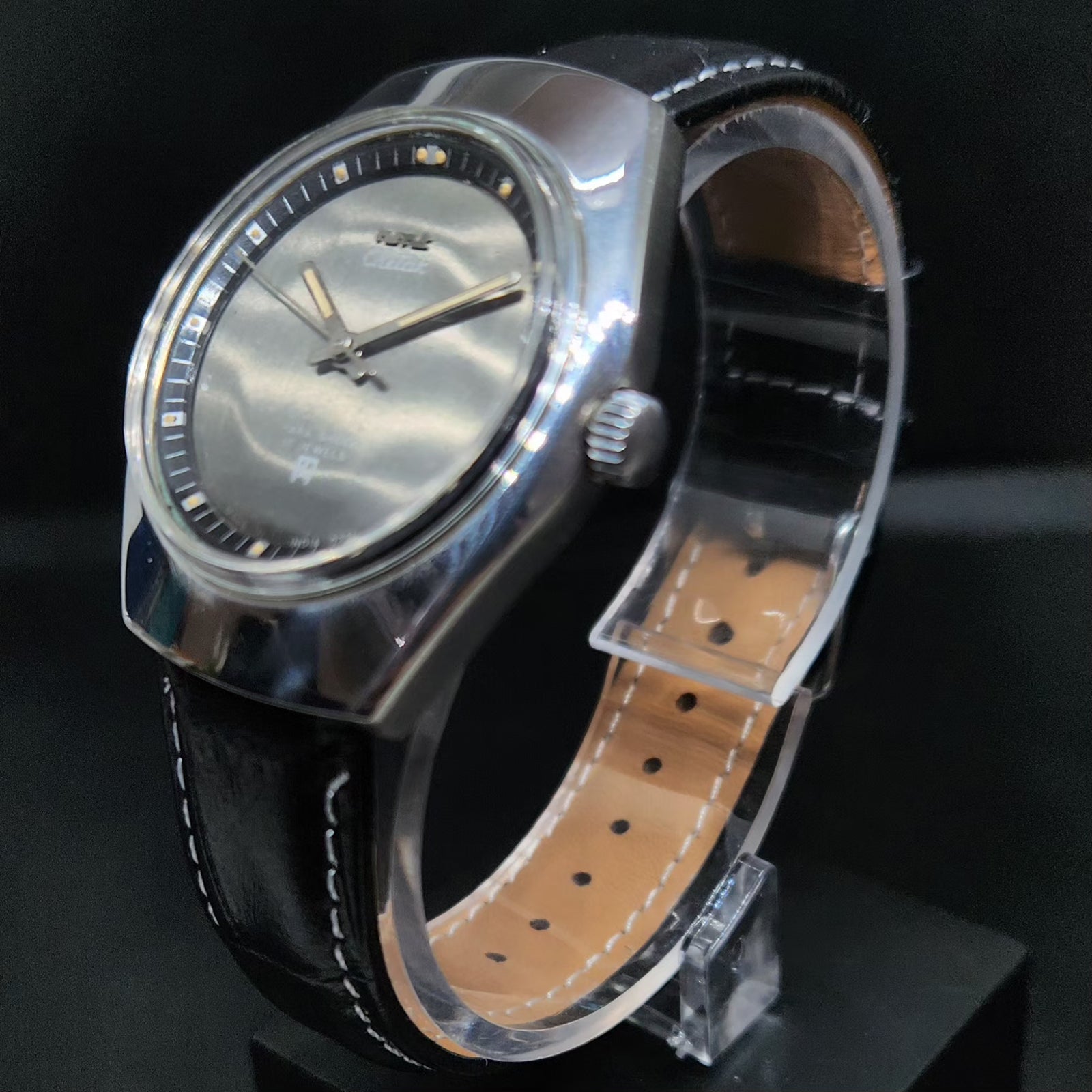 Vintage Original HMT Chetak Hand Winding 17 Jewels Black Face Men's Wrist Watch HM66