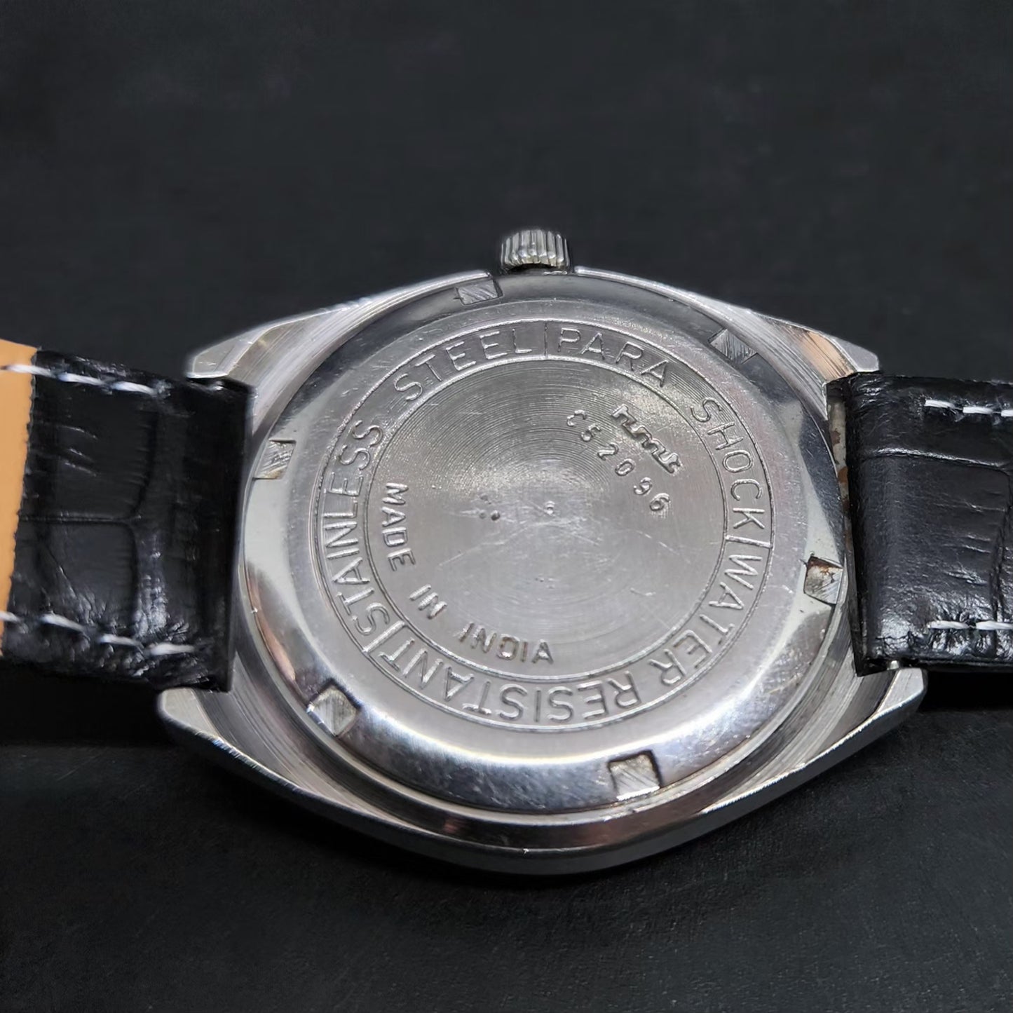 Vintage Original HMT Chetak Hand Winding 17 Jewels Gold Face Men's Wrist Watch HM68